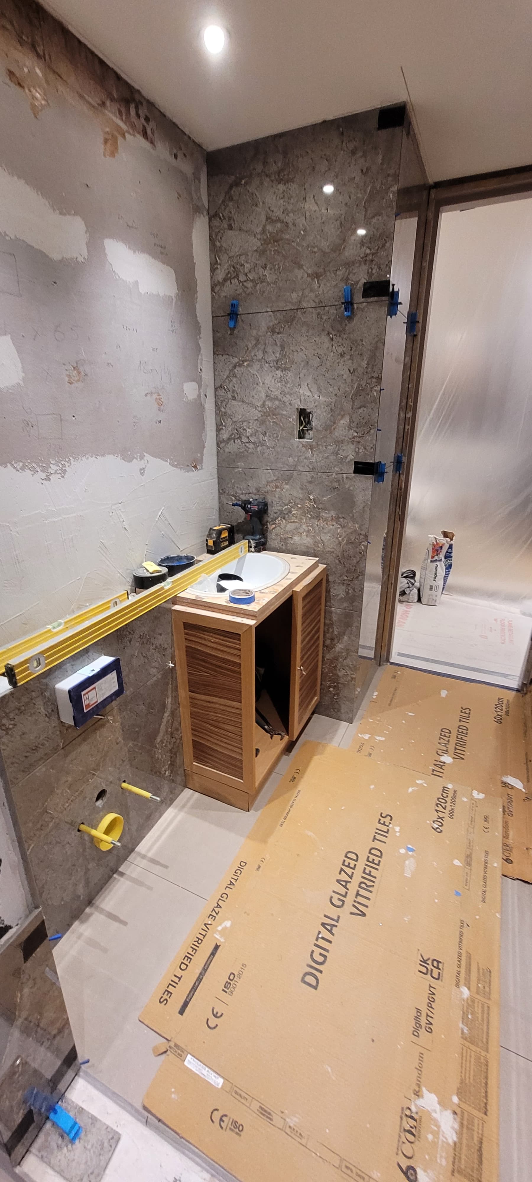 Shower Room Cricklewood — image 15