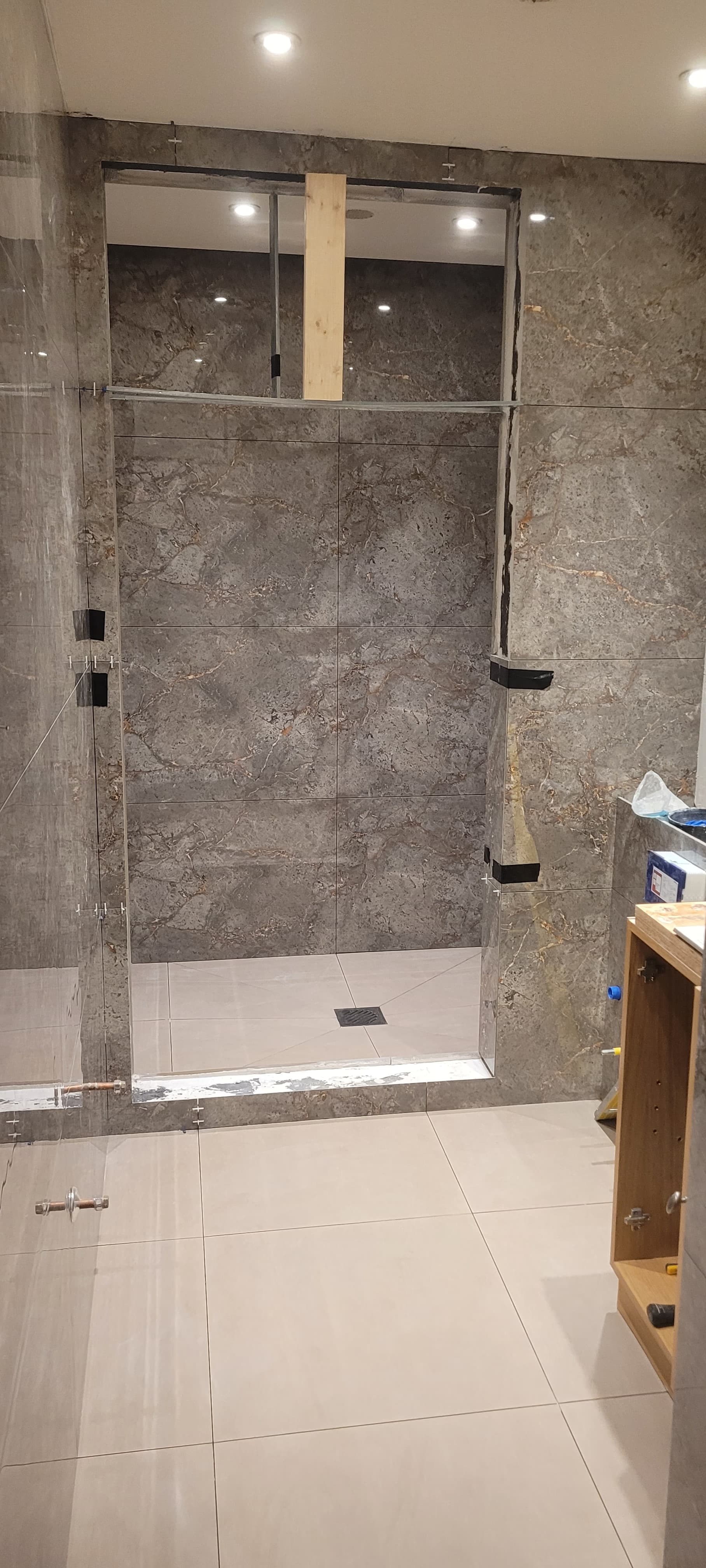 Shower Room Cricklewood — image 17