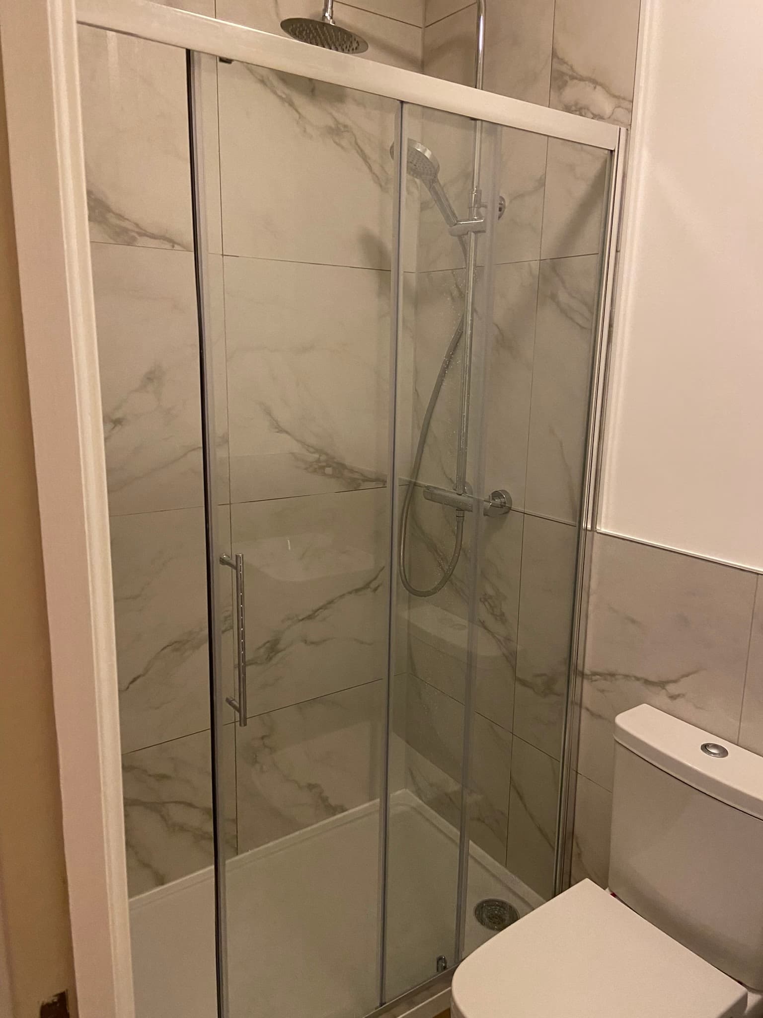 Small Shower Room West Kensington — image 3