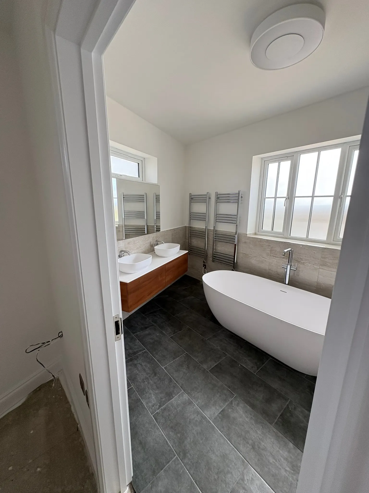 Large Family Bathroom Renovation — image 5