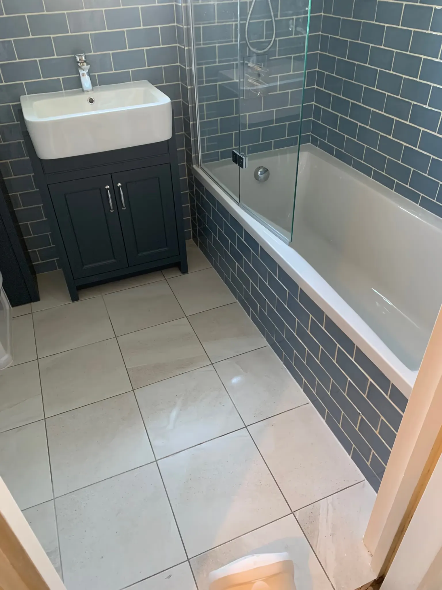 Bathroom Renovation, Chiswick — image 7
