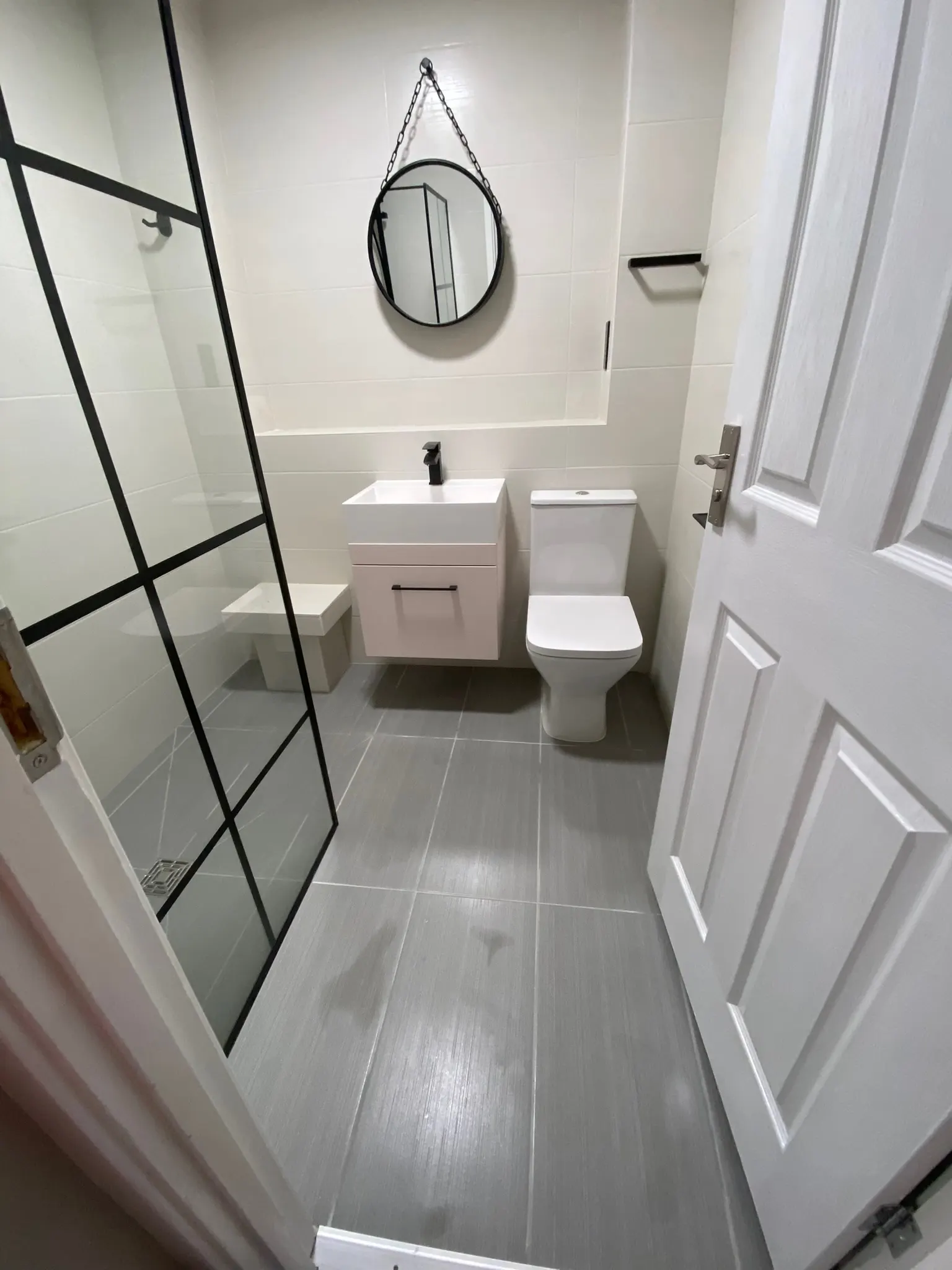 Compact Wet Room Renovation — image 4